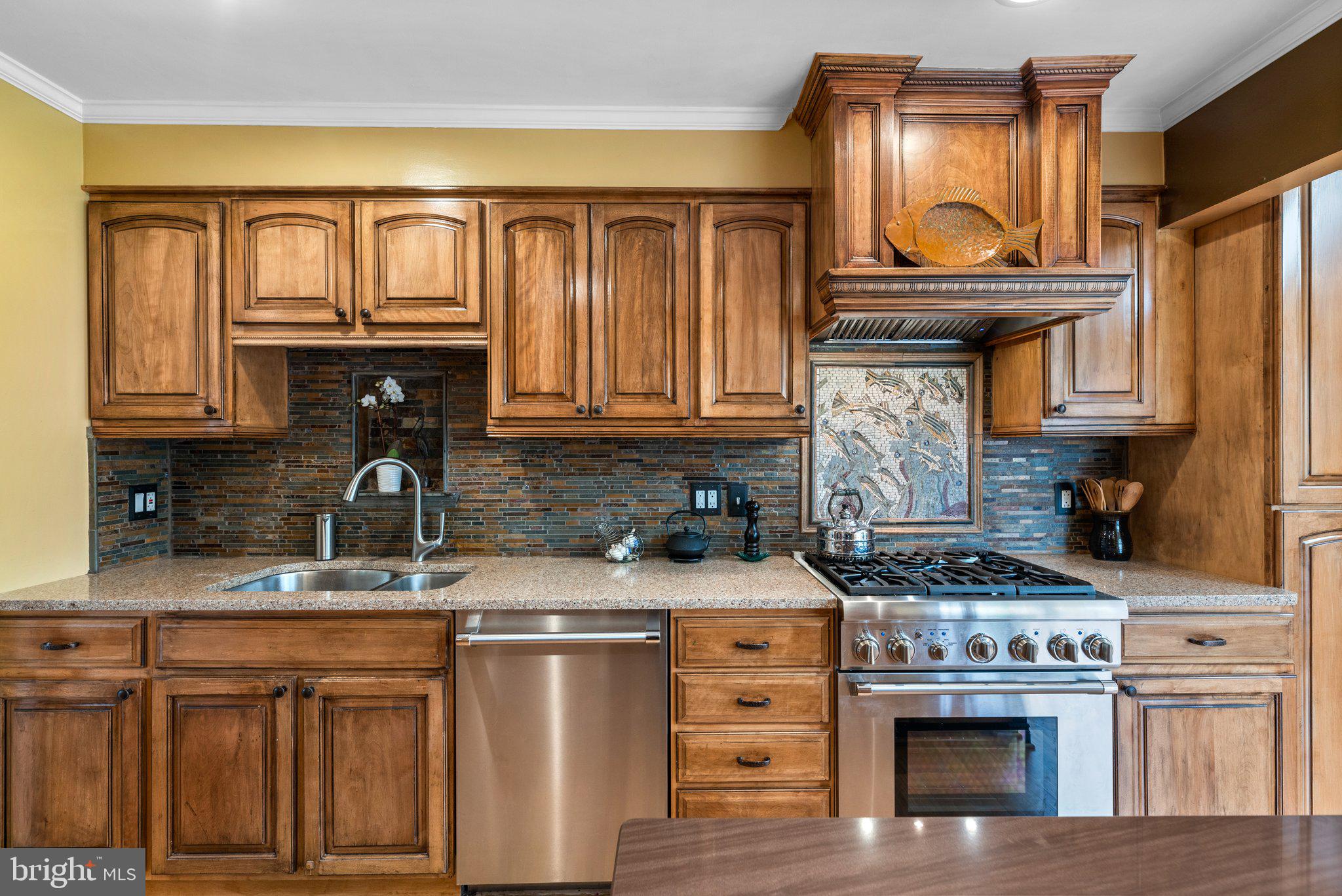 387 HARTMAN DRIVE