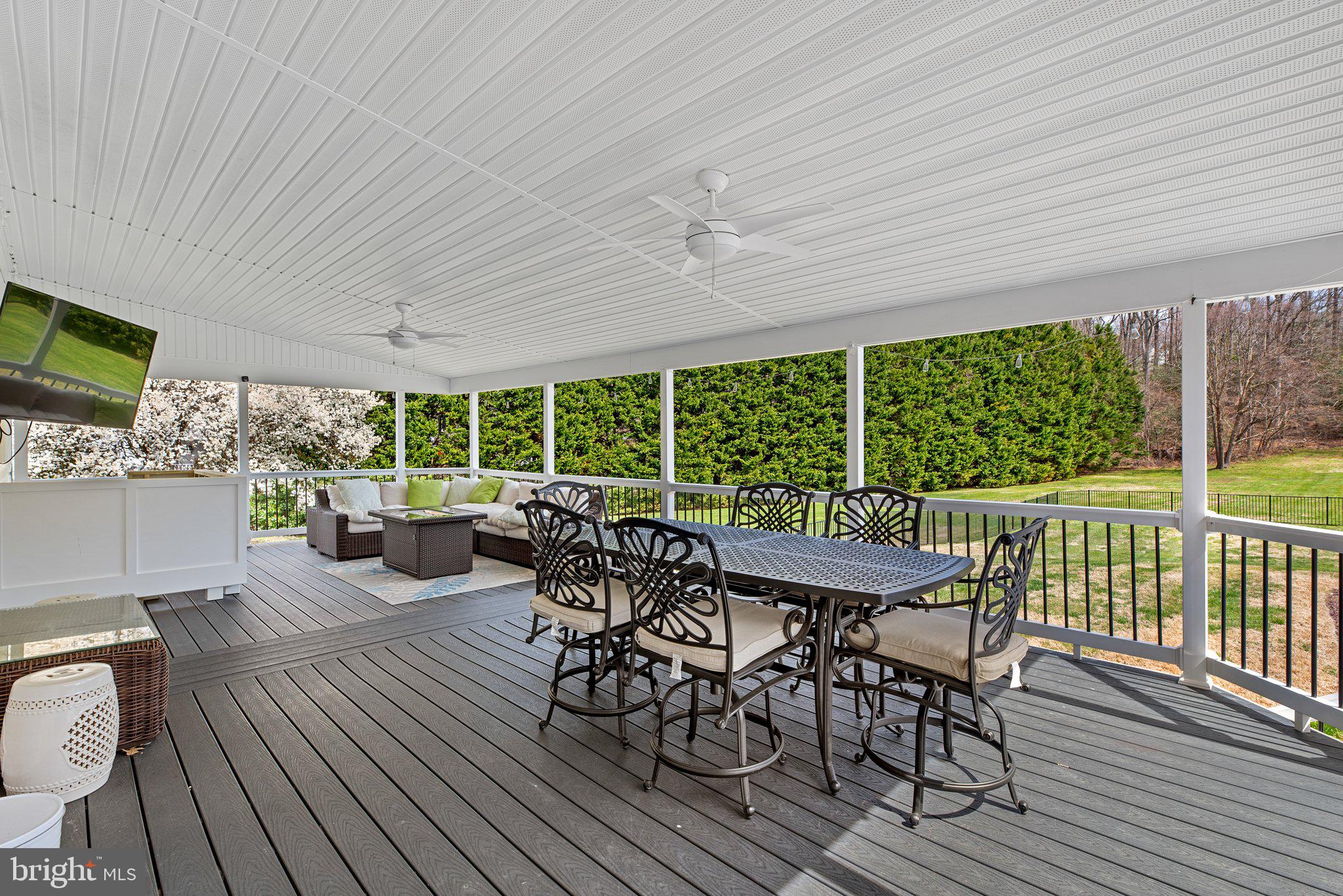 1709 BEARDS CREEK COURT