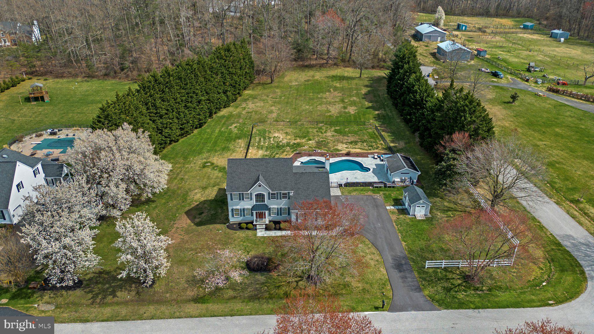 1709 BEARDS CREEK COURT