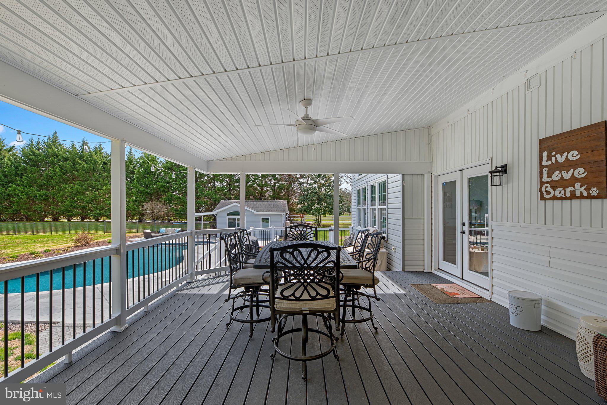 1709 BEARDS CREEK COURT
