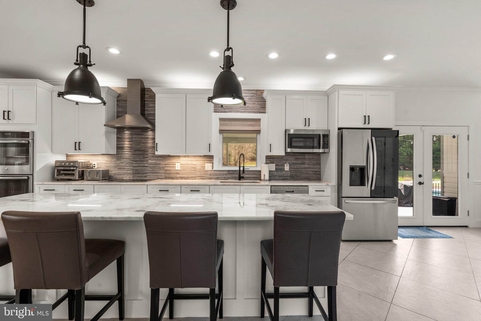 1709 BEARDS CREEK COURT
