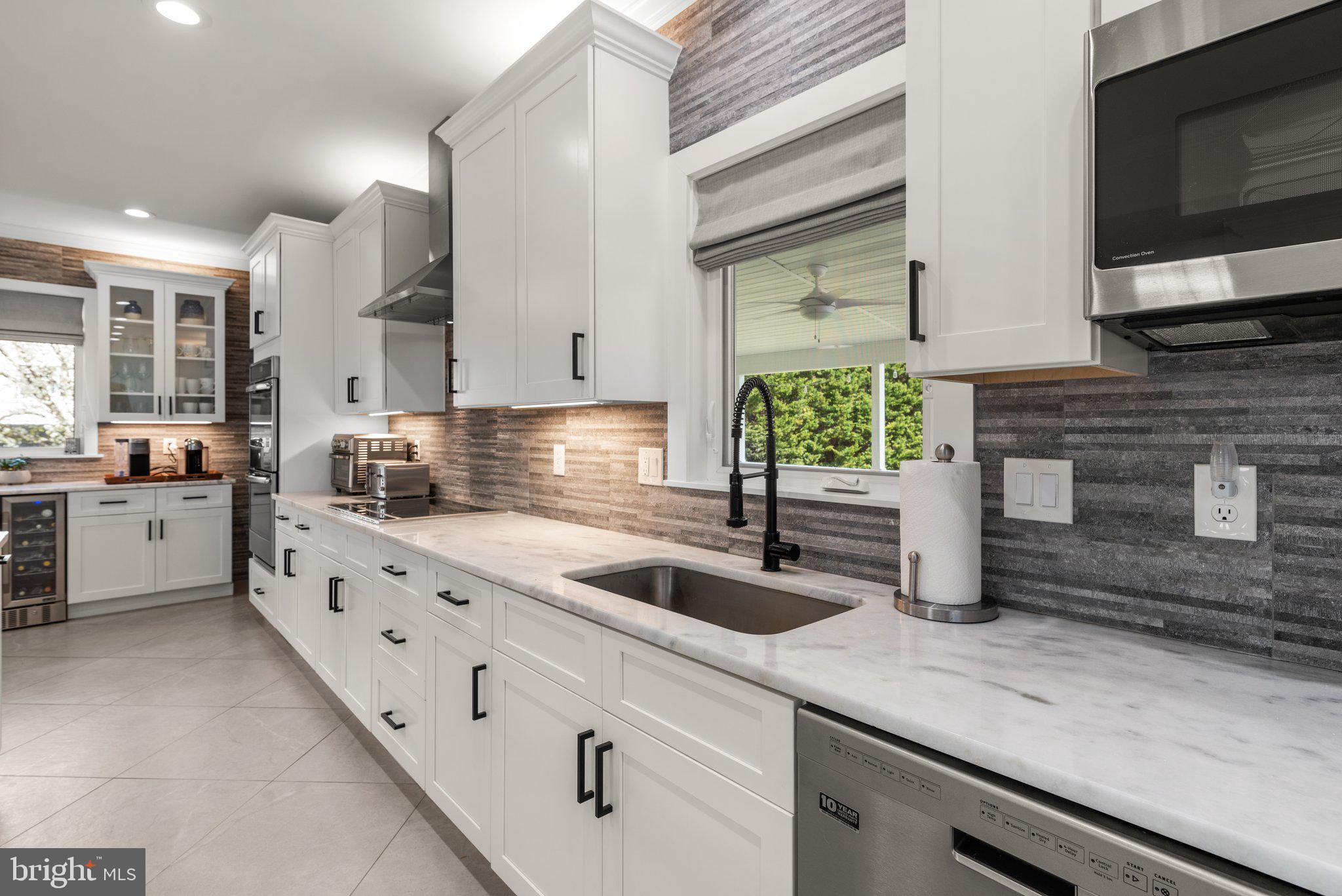 1709 BEARDS CREEK COURT