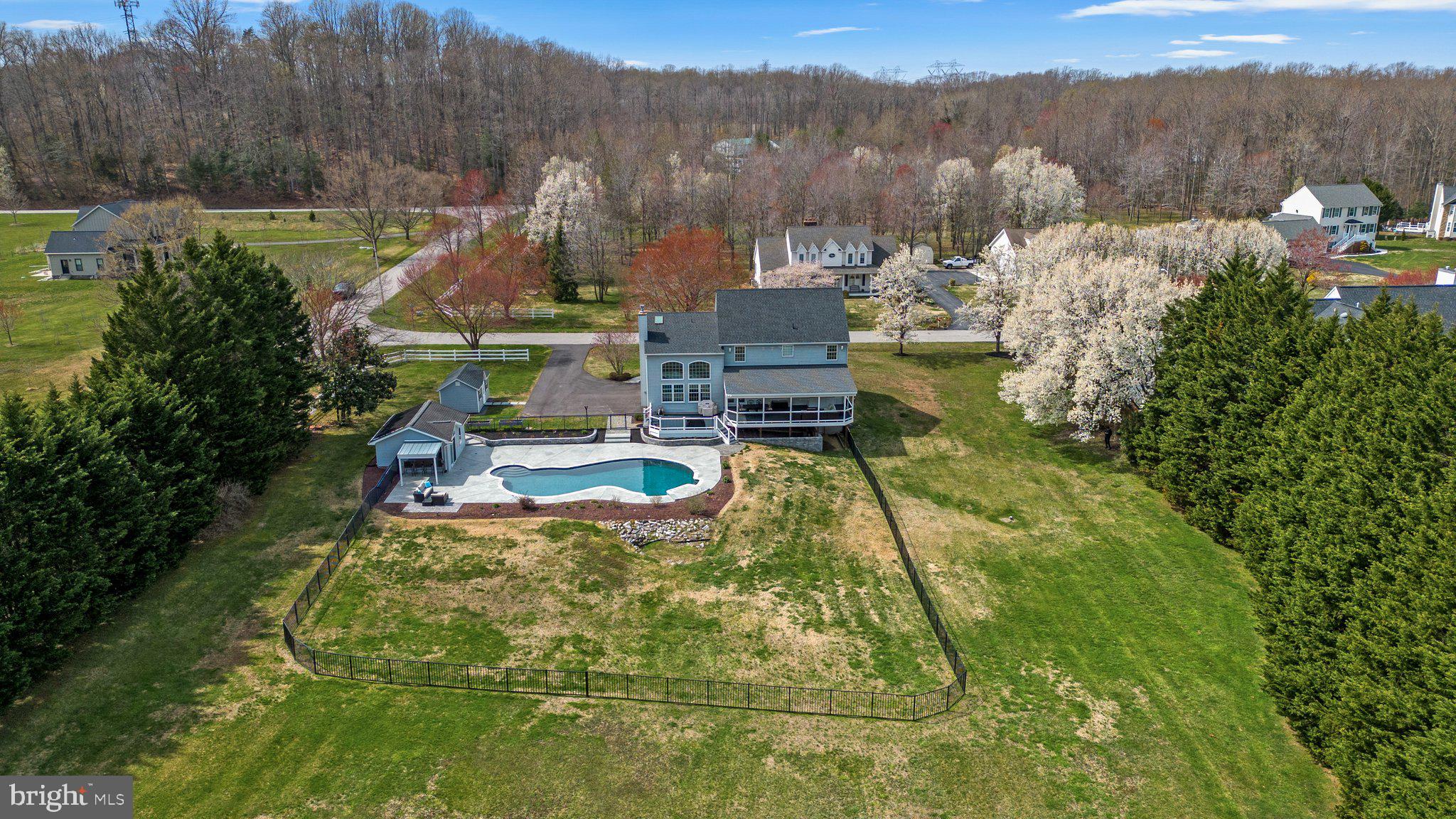 1709 BEARDS CREEK COURT