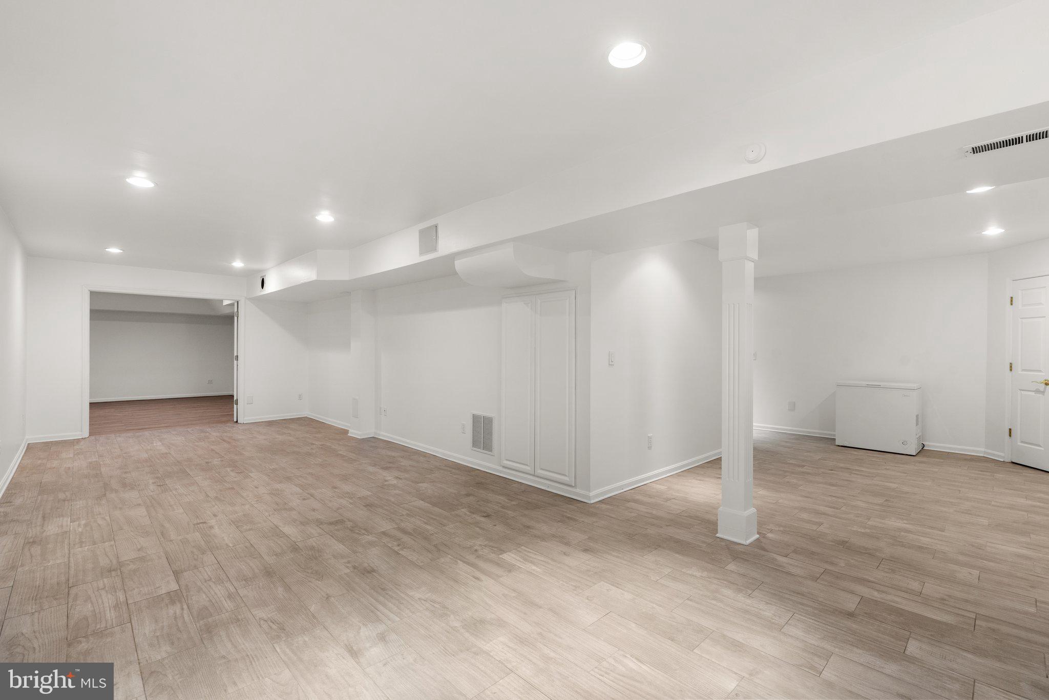 1709 BEARDS CREEK COURT