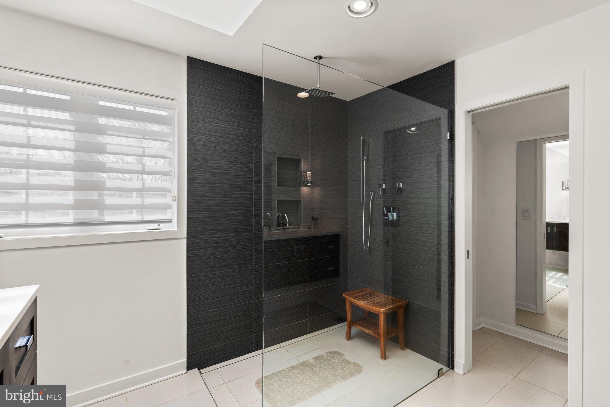 1709 BEARDS CREEK COURT