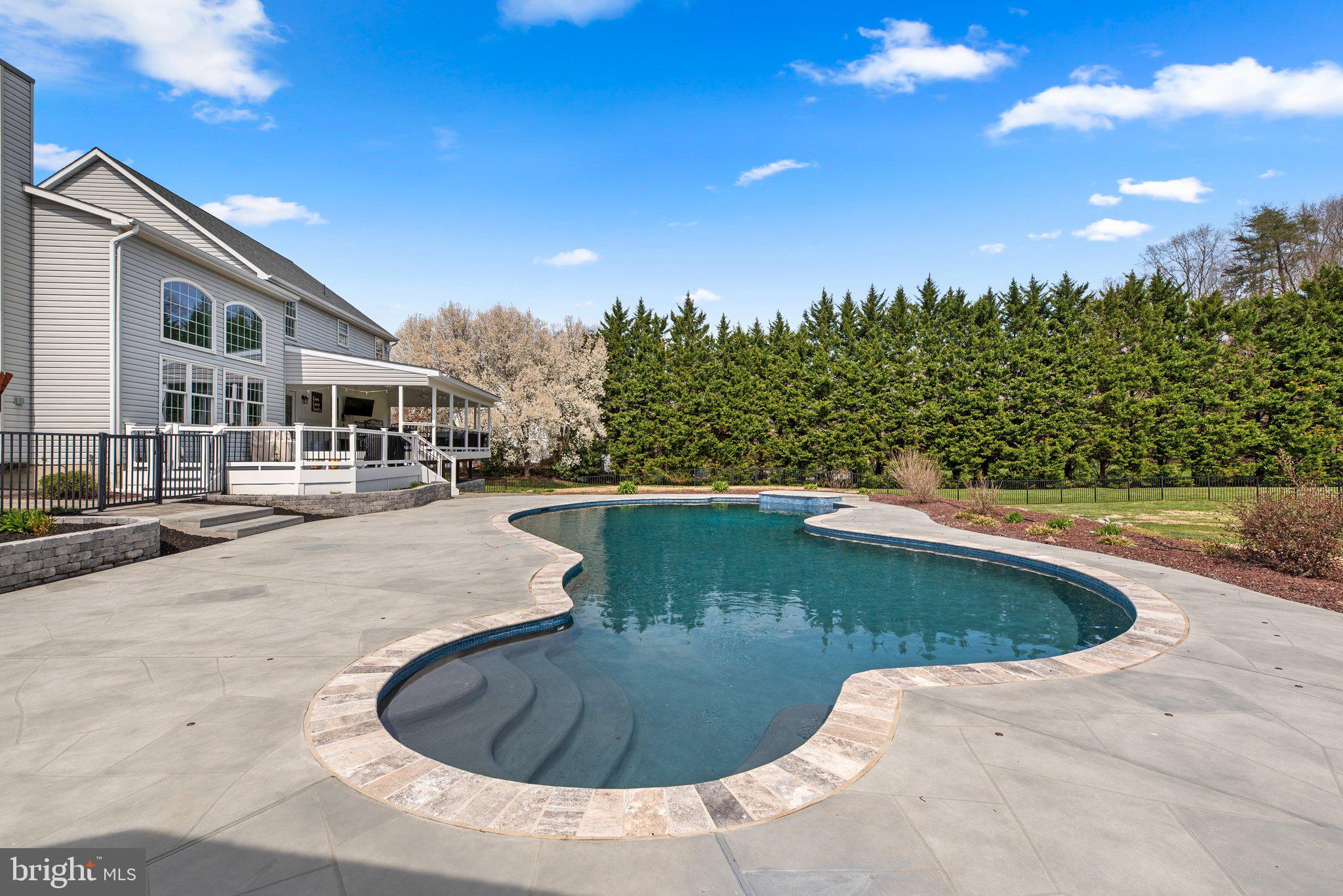 1709 BEARDS CREEK COURT