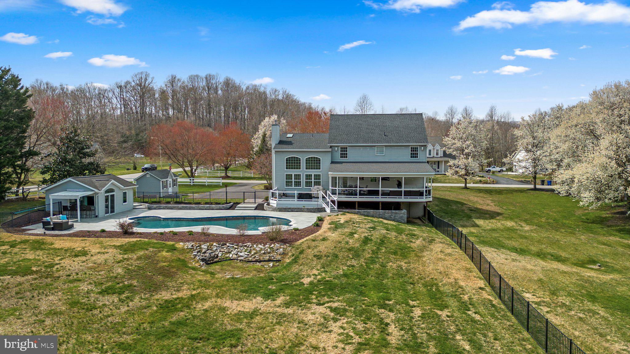 1709 BEARDS CREEK COURT