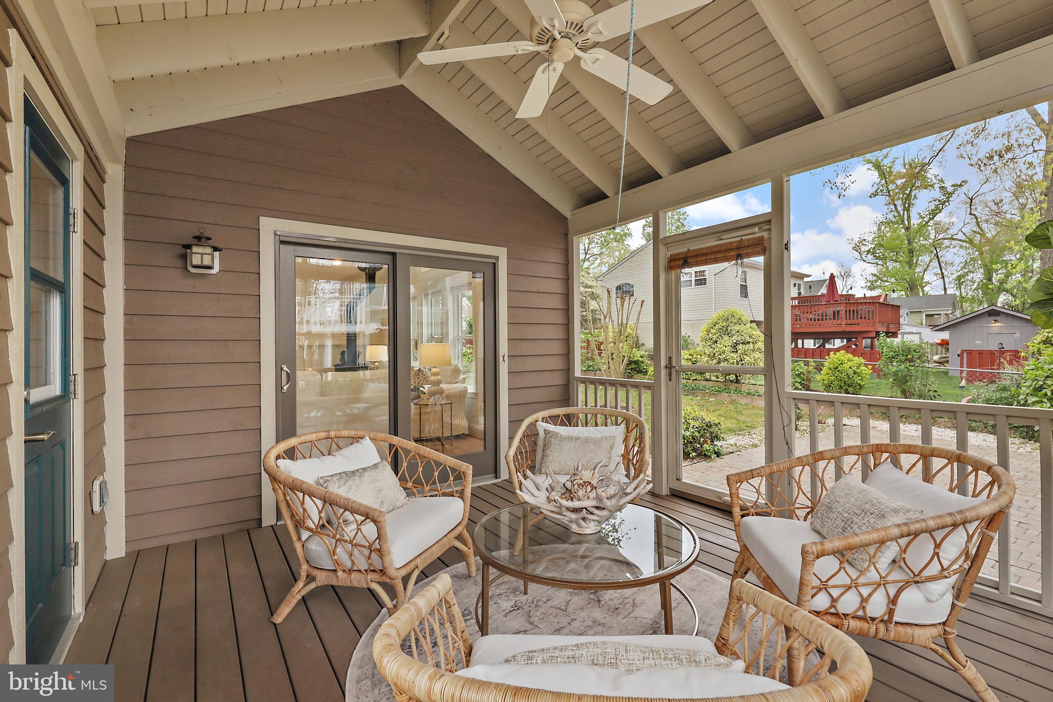 720 N RIVERSIDE DRIVE