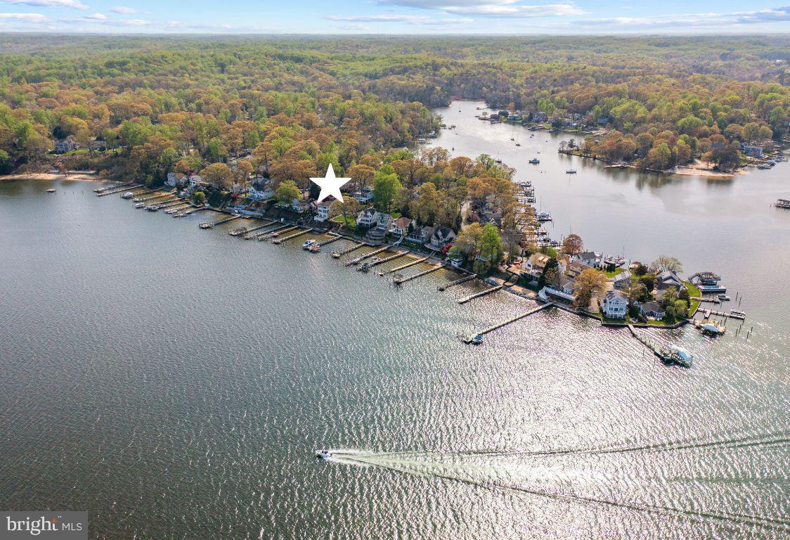 720 N RIVERSIDE DRIVE