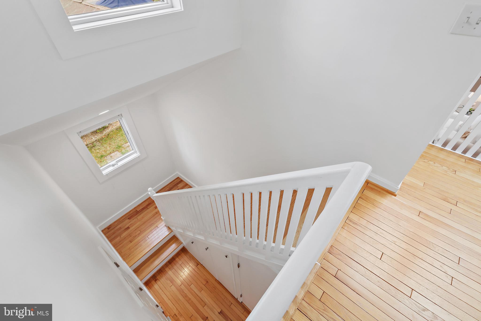 720 N RIVERSIDE DRIVE