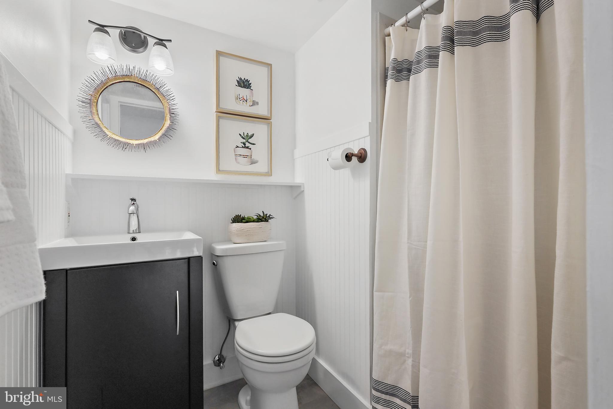 720 N RIVERSIDE DRIVE