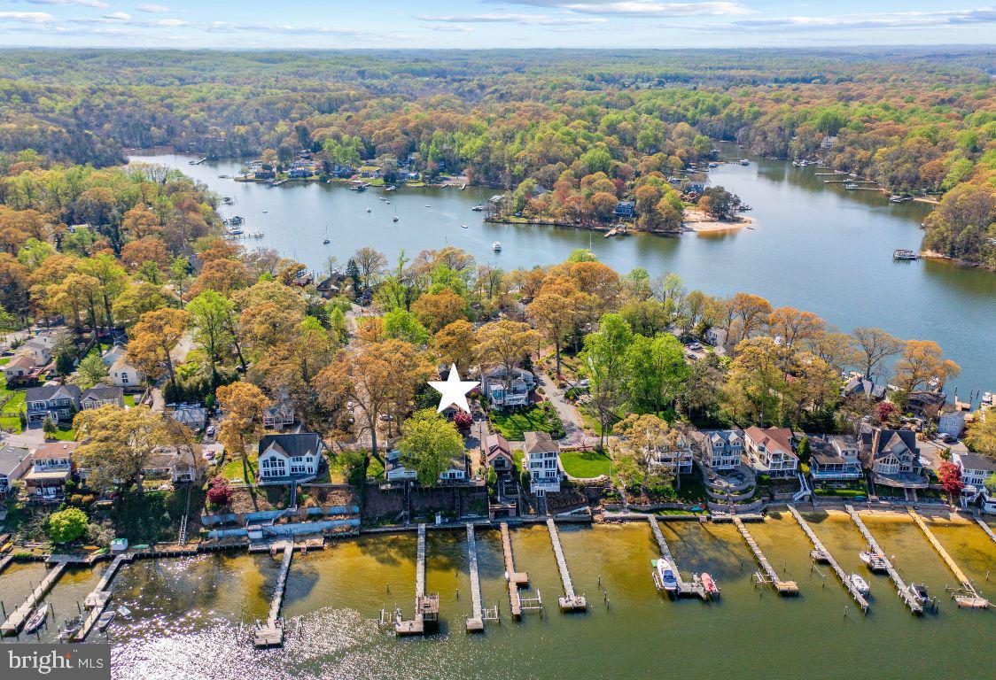 720 N RIVERSIDE DRIVE