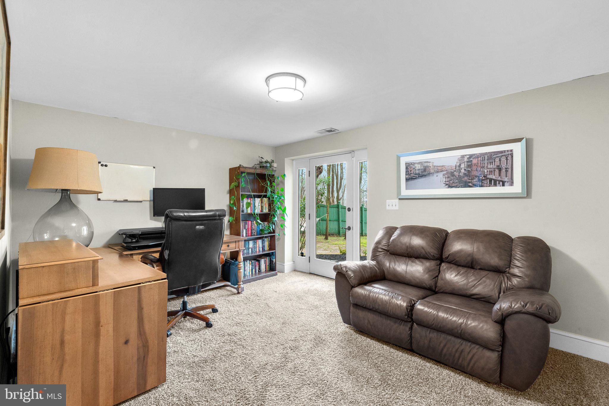 650 SEAN DRIVE
