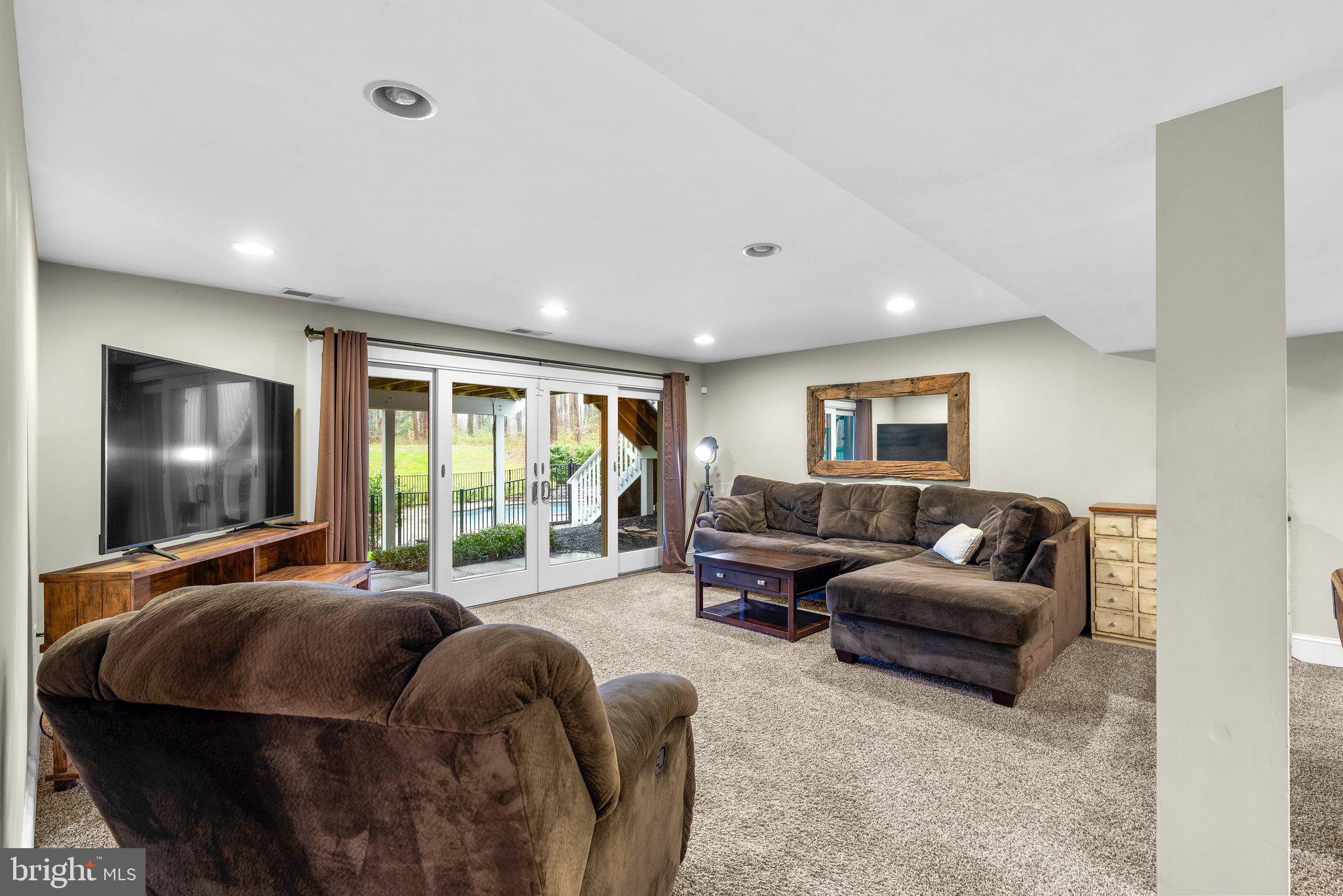 650 SEAN DRIVE