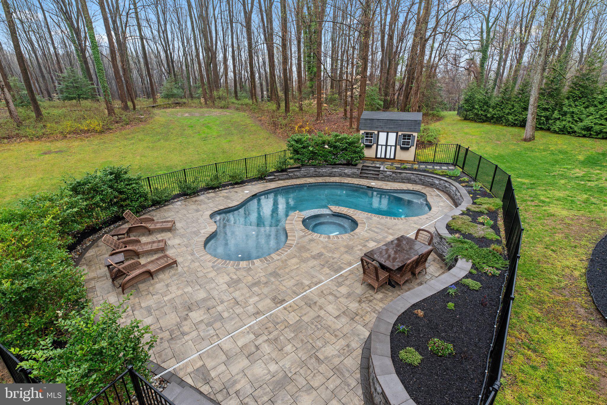 650 SEAN DRIVE