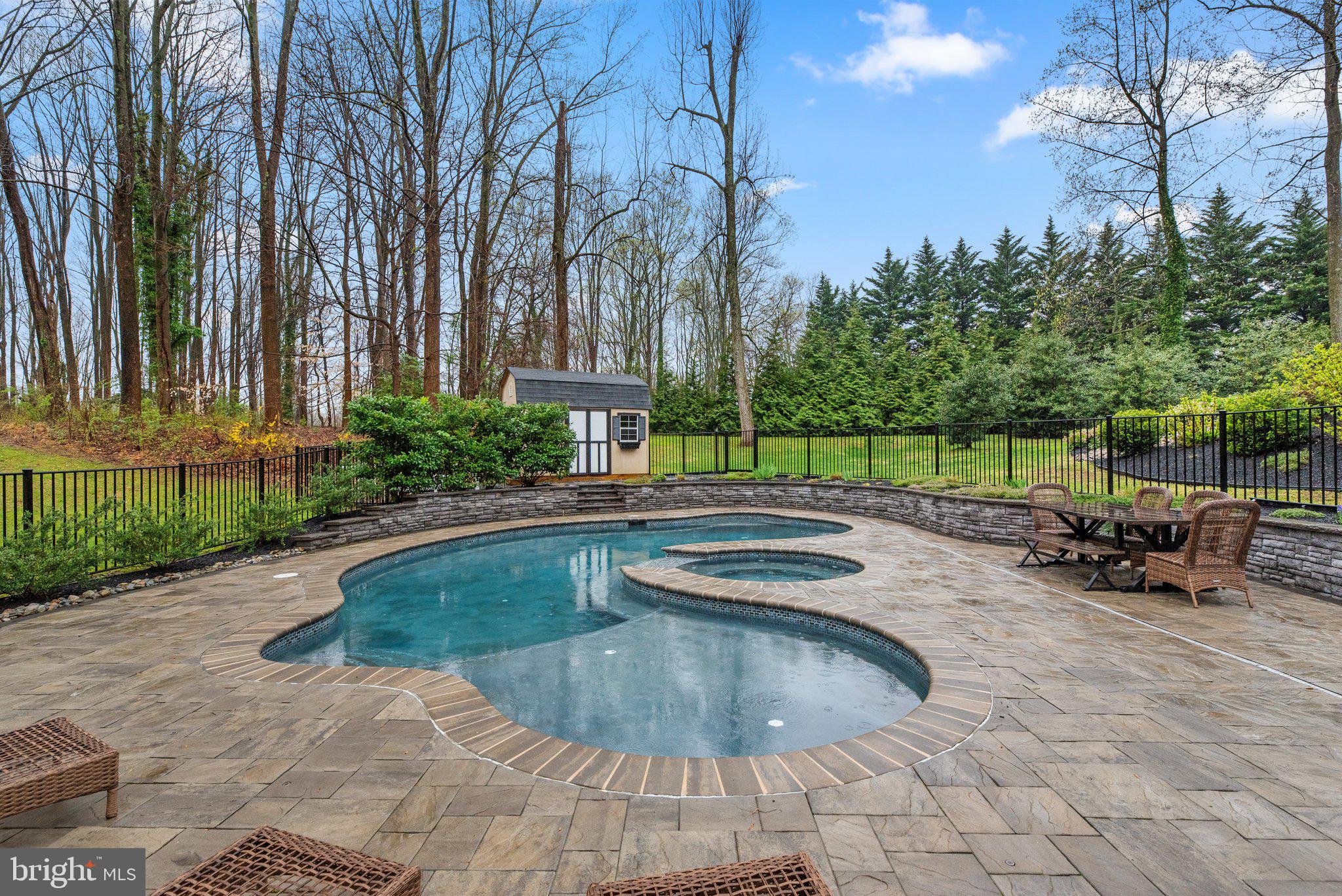 650 SEAN DRIVE