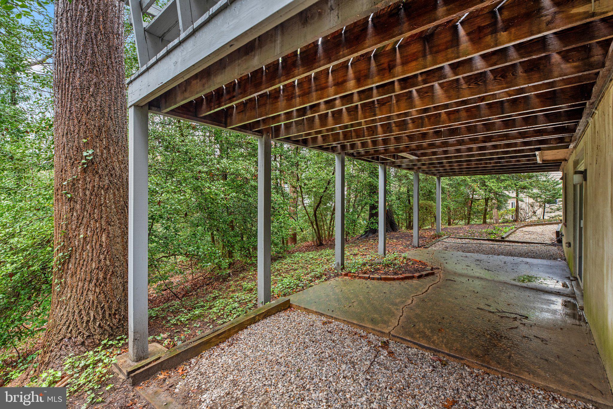 210 SAINT ANDREWS ROAD