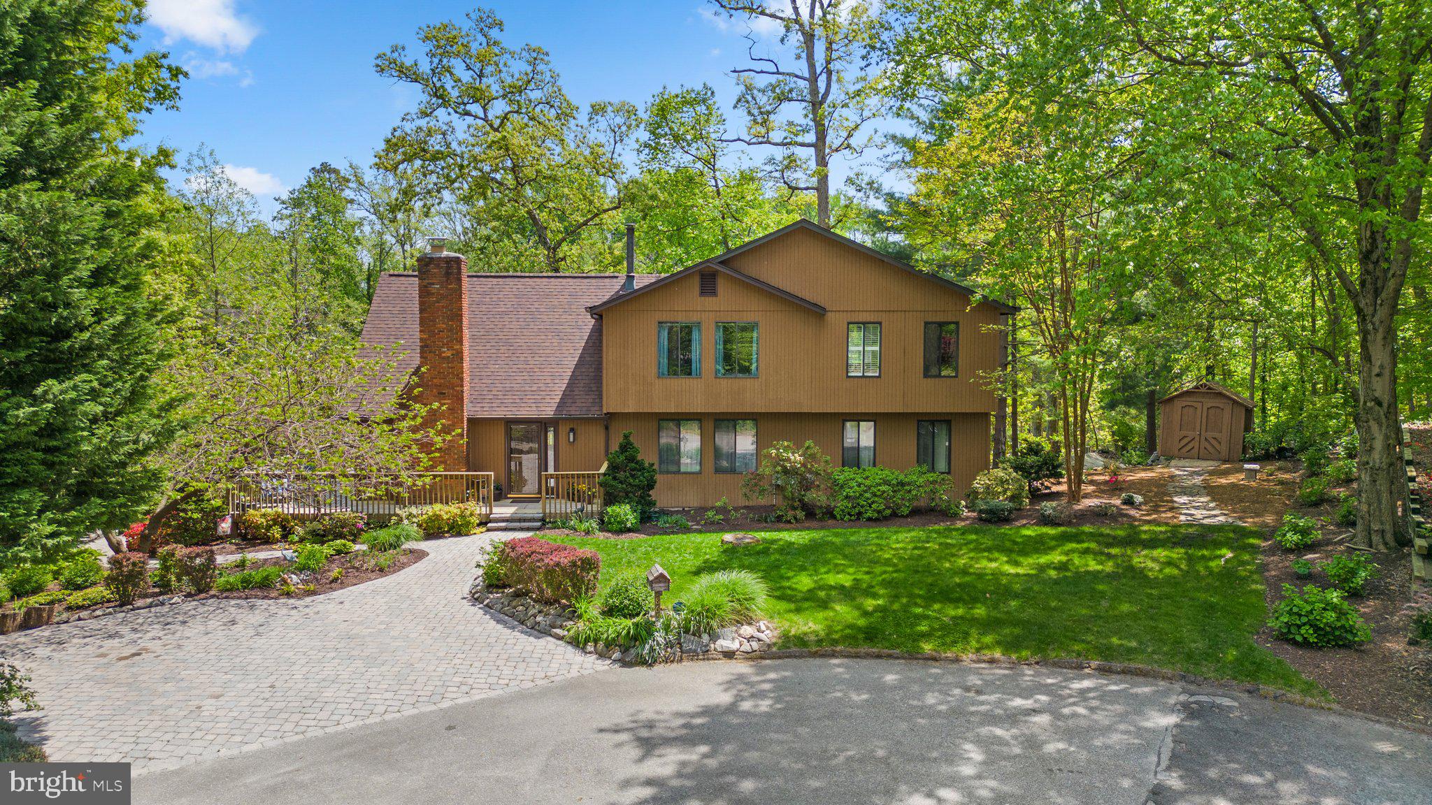 865 BUCKINGHAM COVE ROAD
