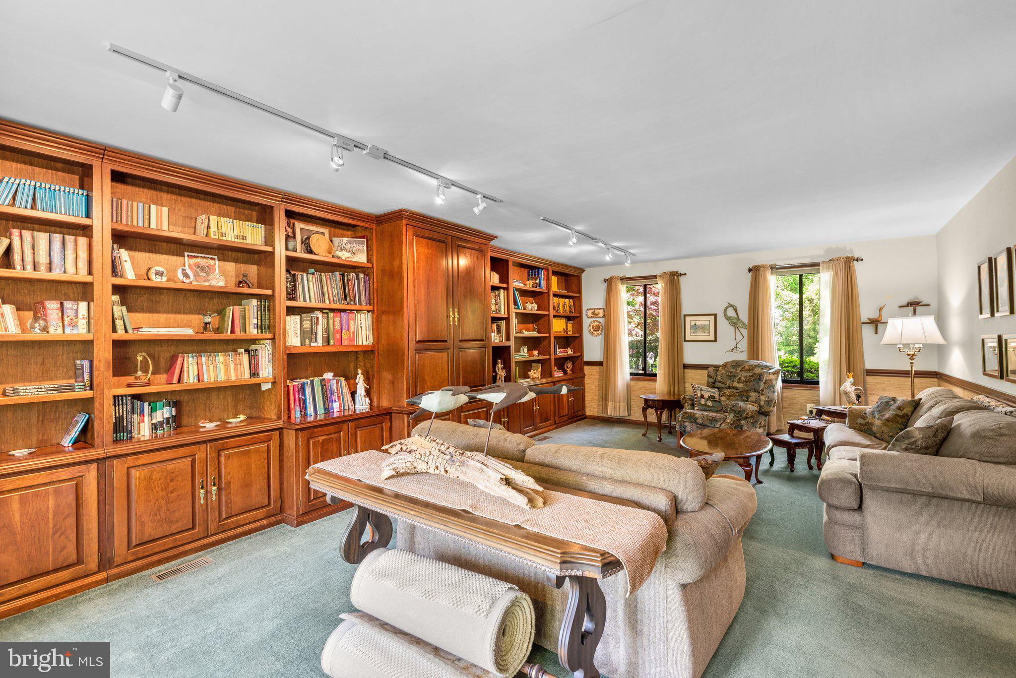 865 BUCKINGHAM COVE ROAD