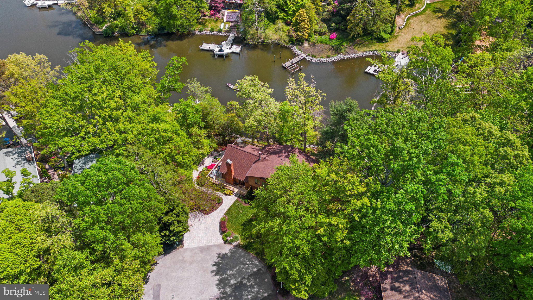 865 BUCKINGHAM COVE ROAD