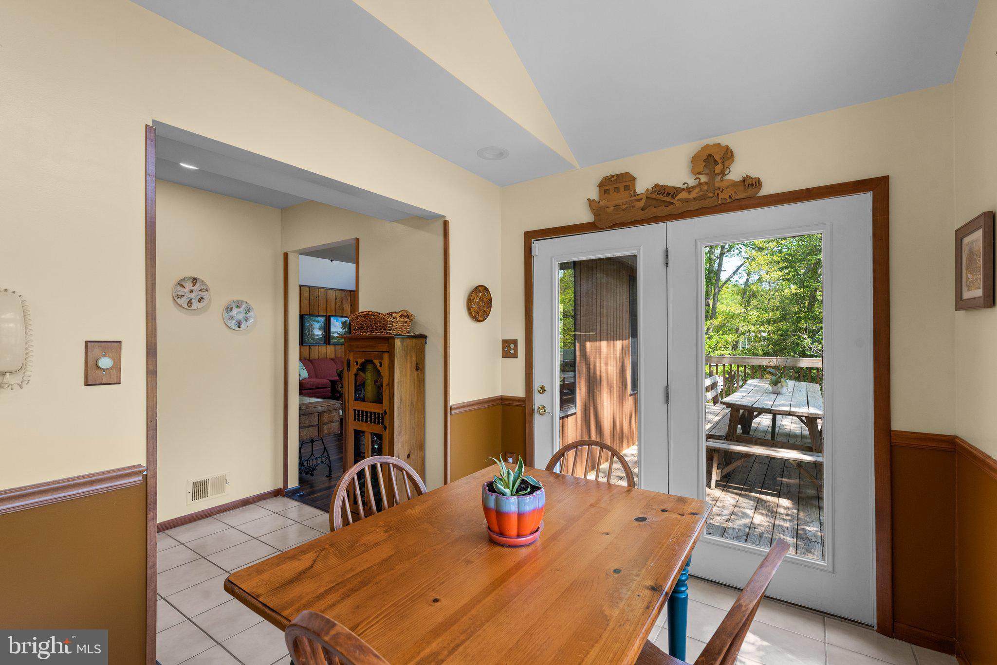 865 BUCKINGHAM COVE ROAD