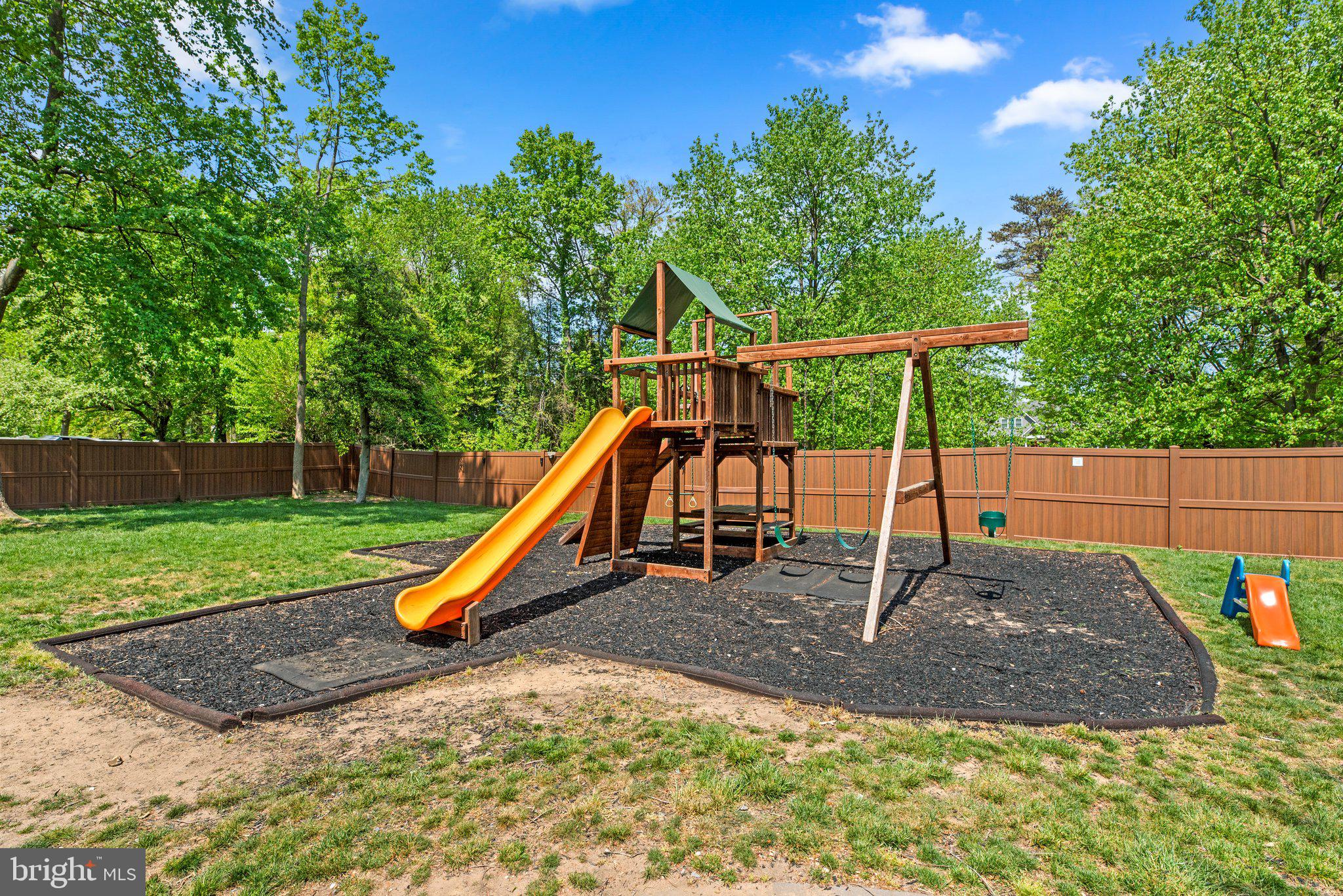 865 BUCKINGHAM COVE ROAD