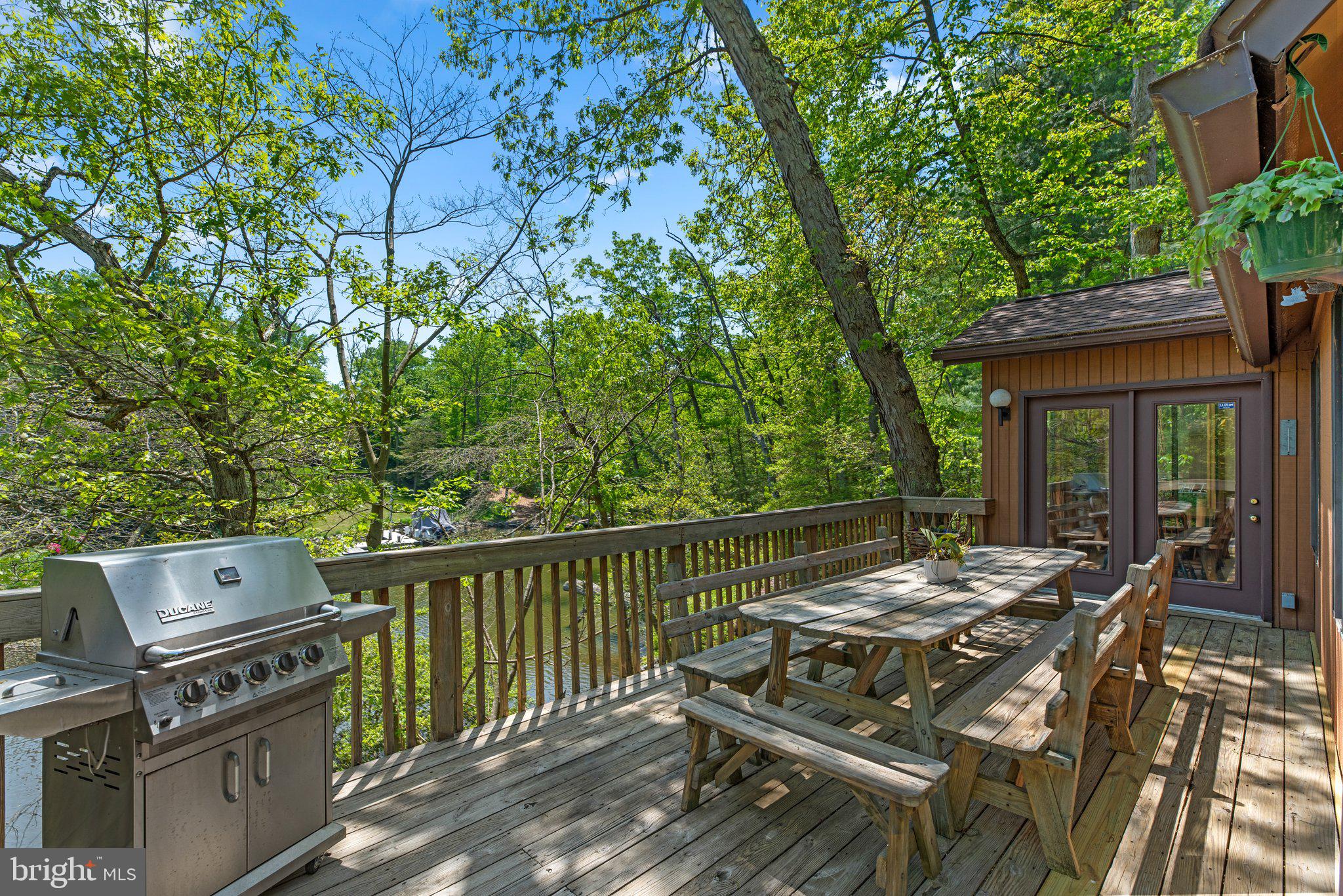 865 BUCKINGHAM COVE ROAD