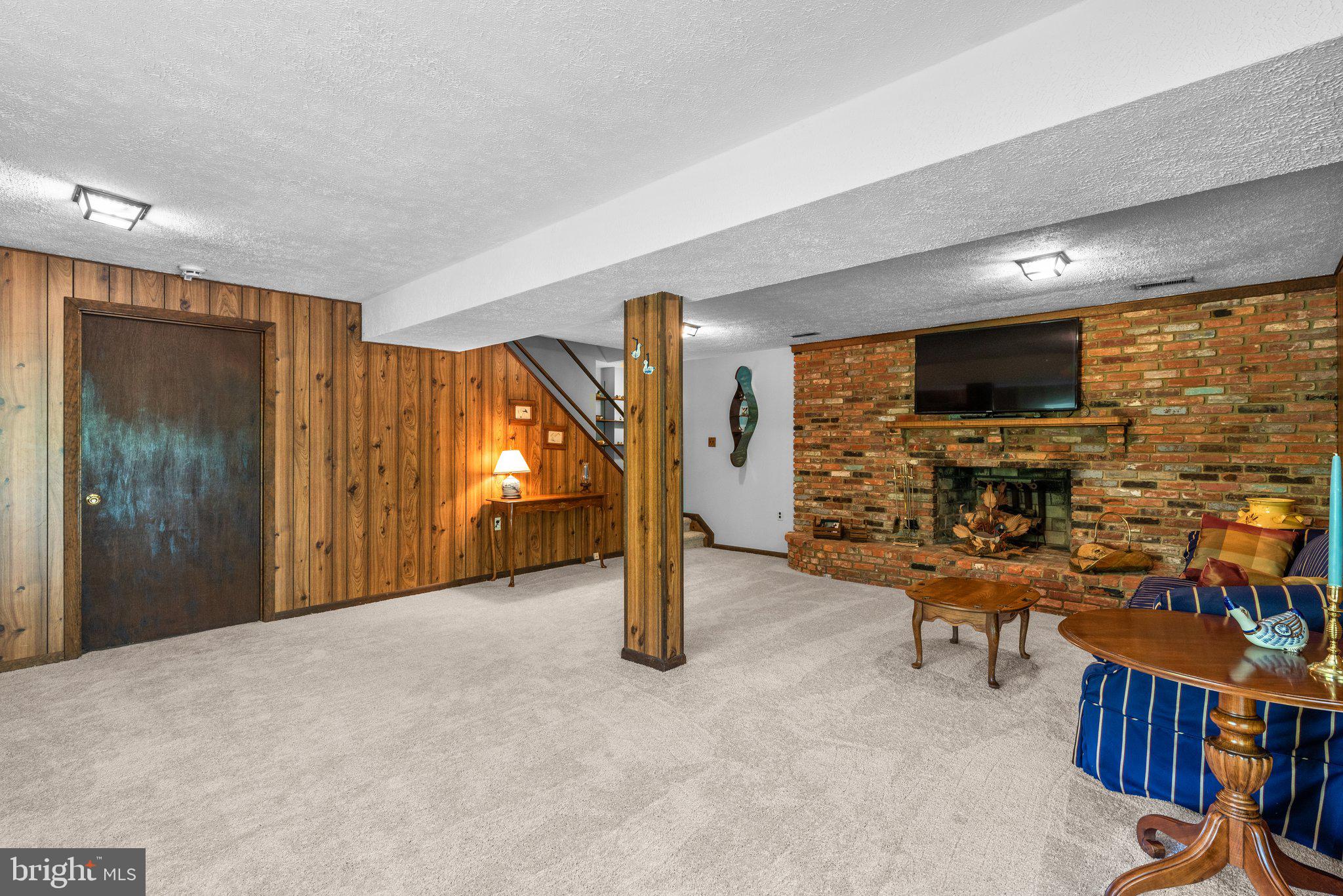 865 BUCKINGHAM COVE ROAD