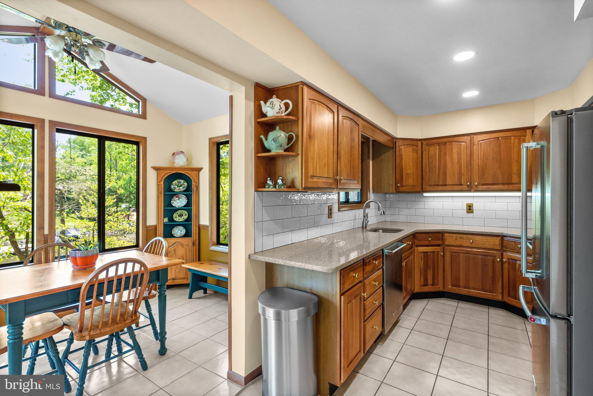 865 BUCKINGHAM COVE ROAD