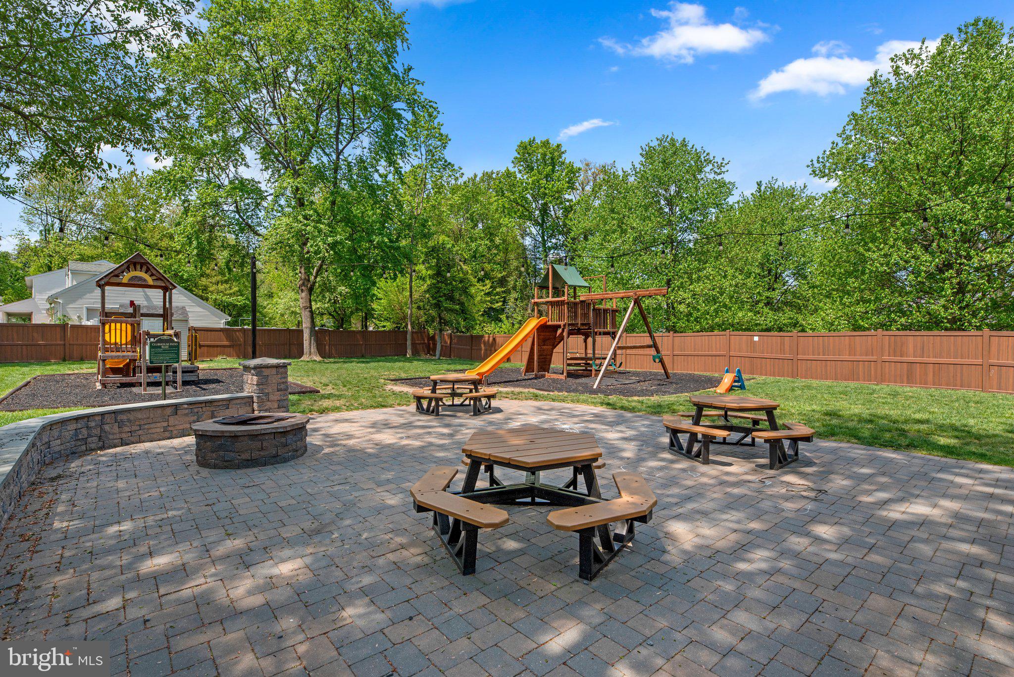 865 BUCKINGHAM COVE ROAD