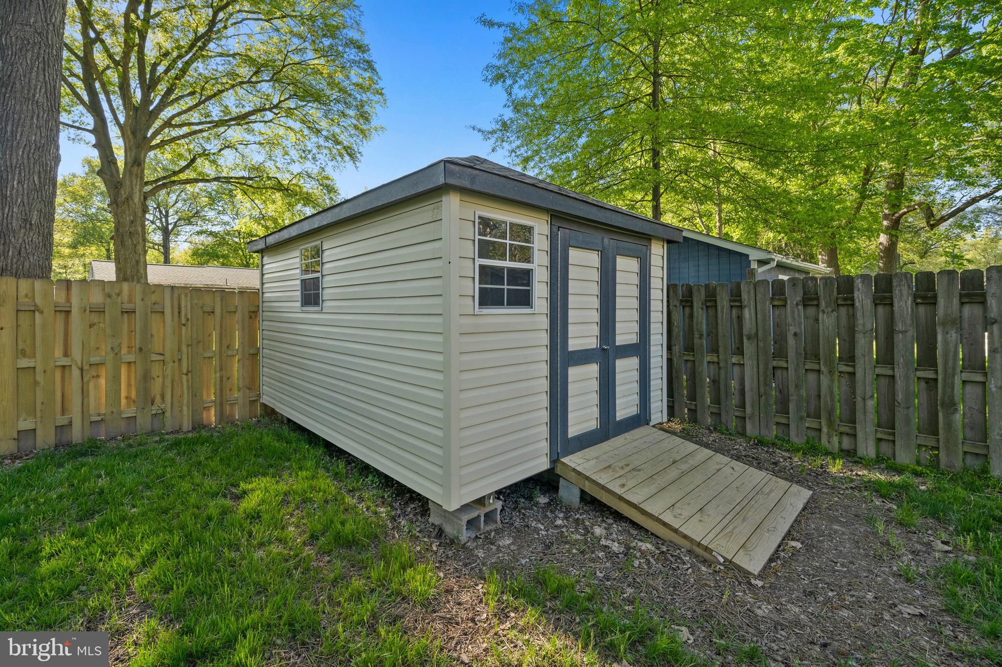 5630 DARTMOUTH STREET