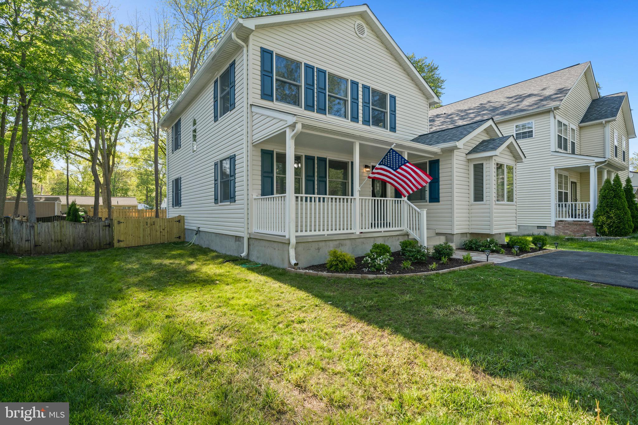 5630 DARTMOUTH STREET