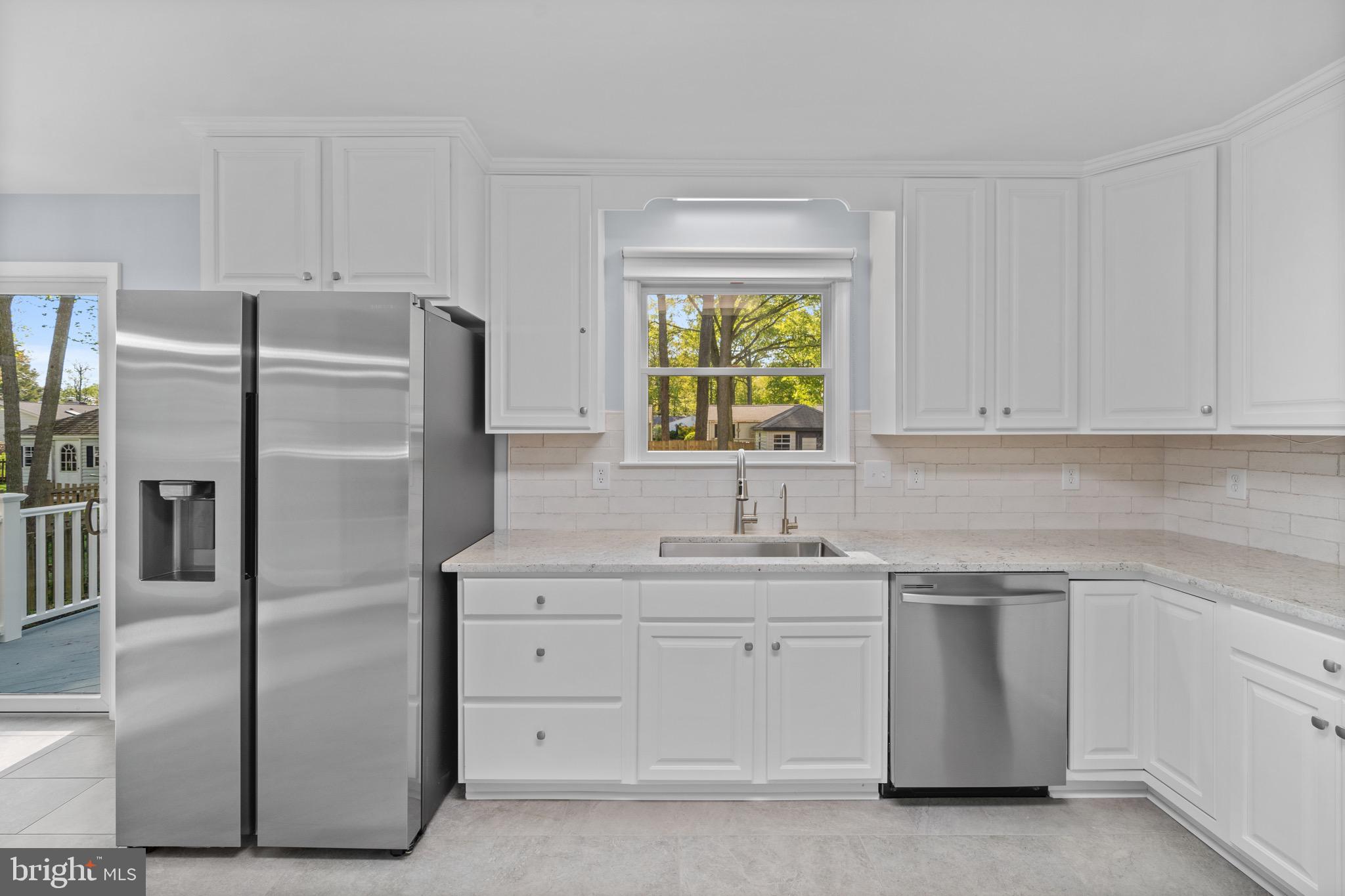 5630 DARTMOUTH STREET