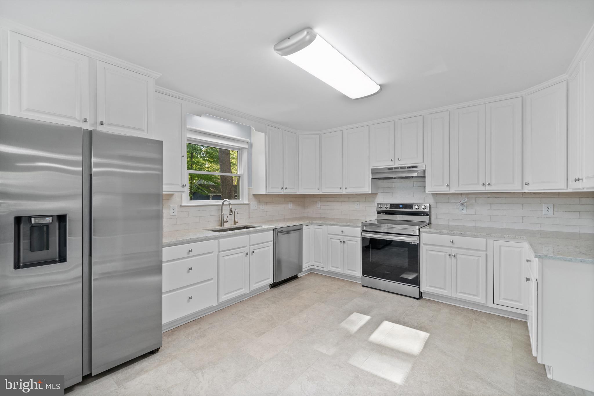 5630 DARTMOUTH STREET