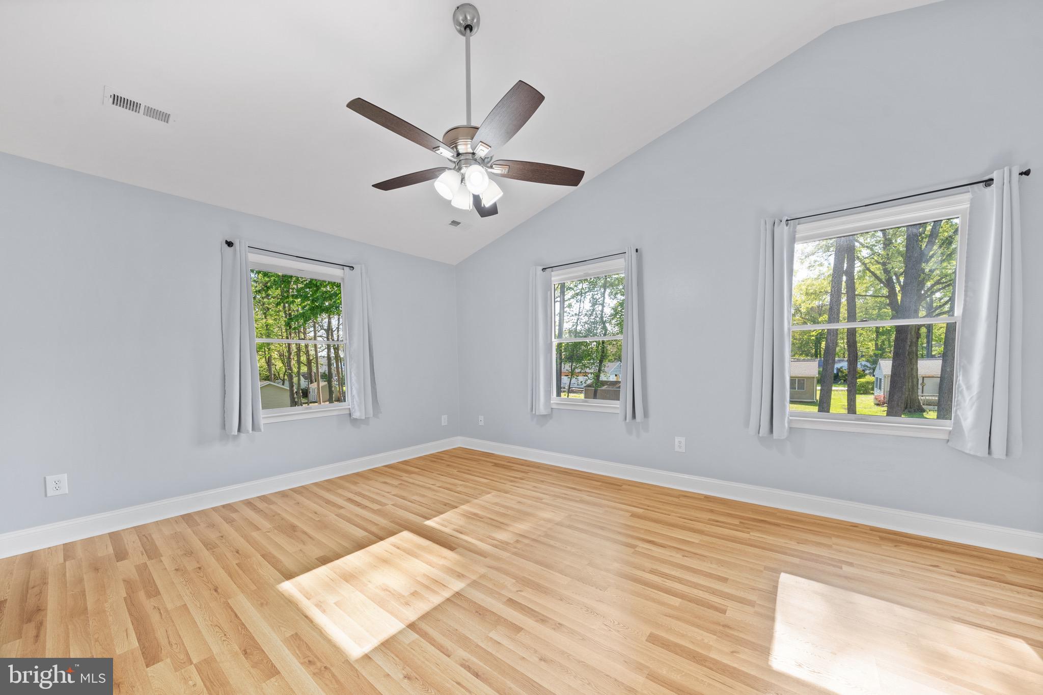 5630 DARTMOUTH STREET