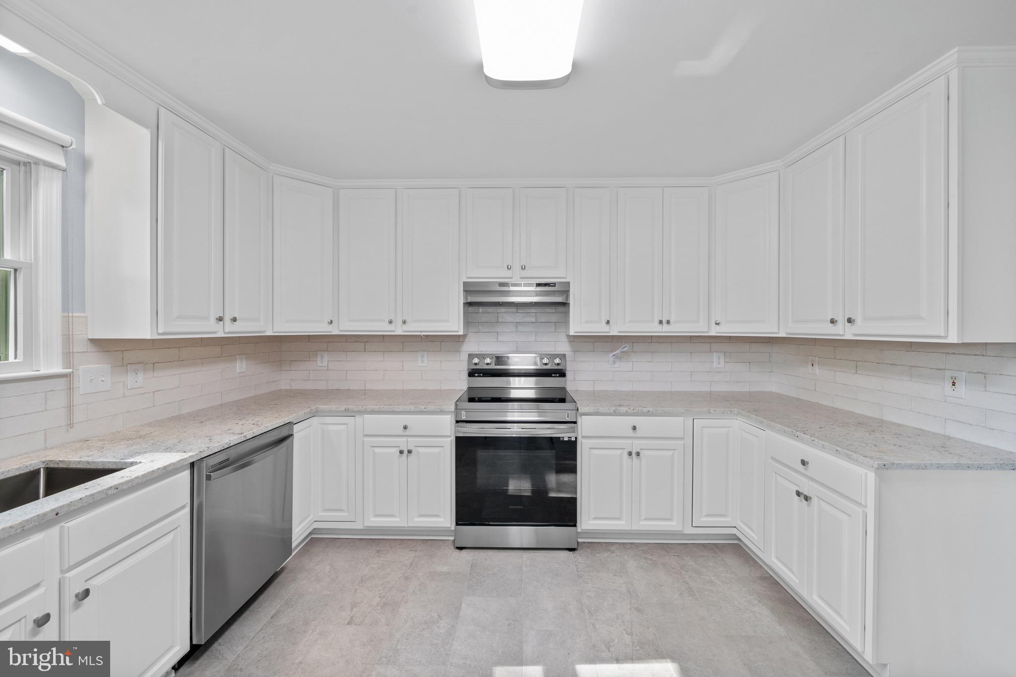 5630 DARTMOUTH STREET