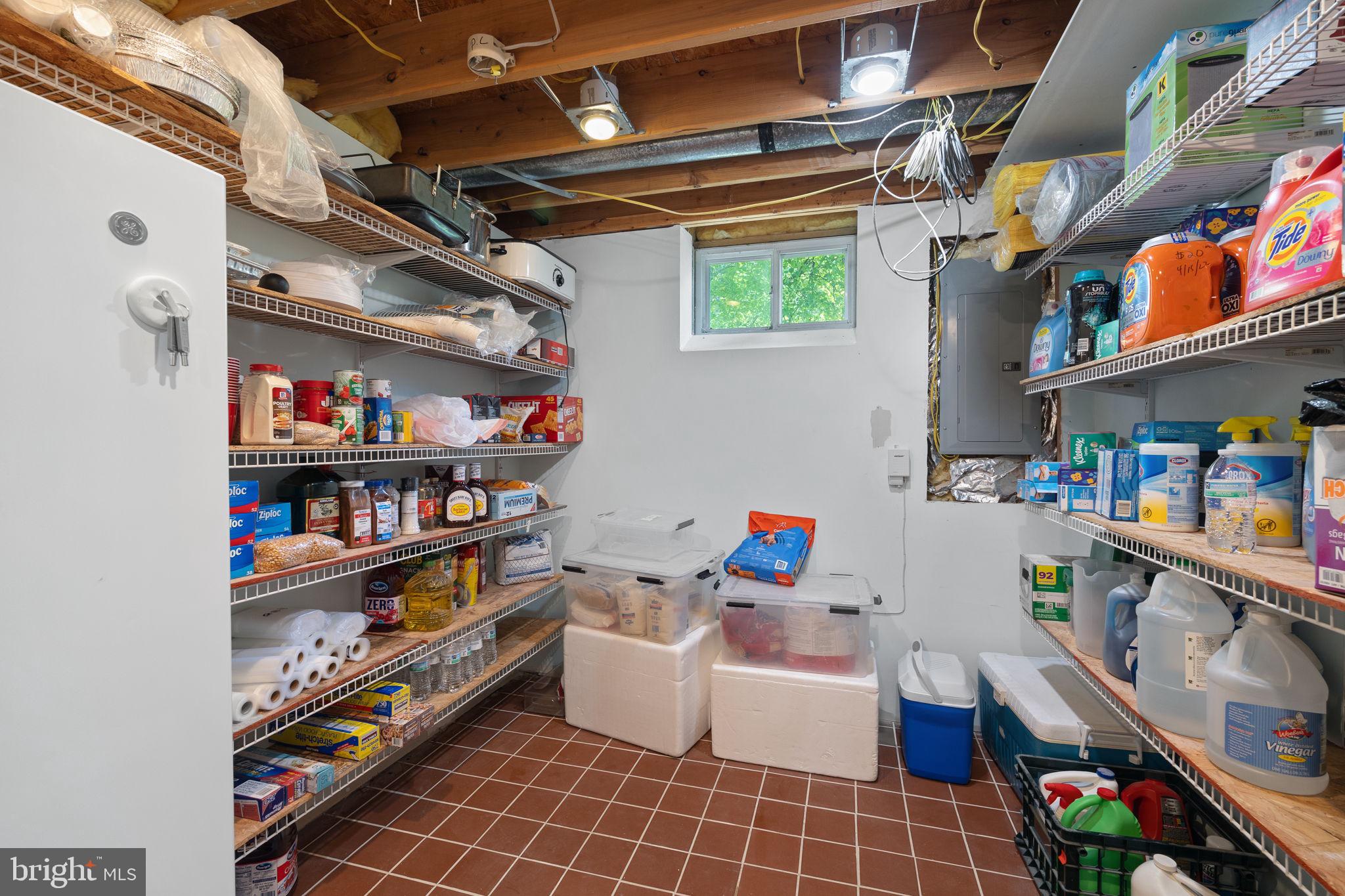 1204 CECILIA COURT