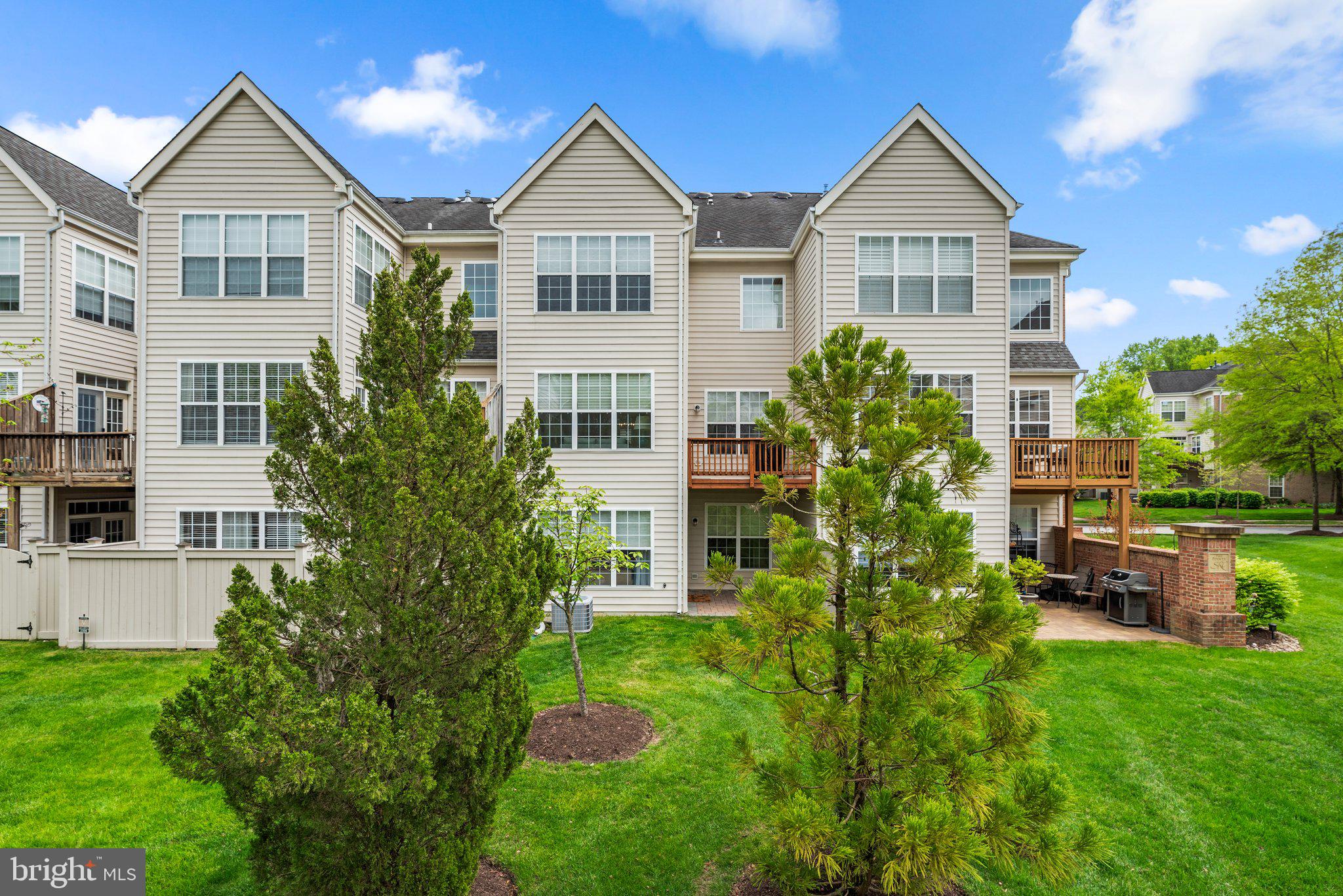 2308 NOBLEWOOD ROAD