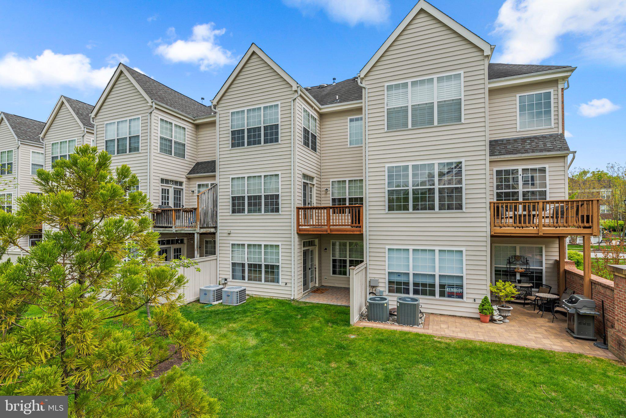 2308 NOBLEWOOD ROAD
