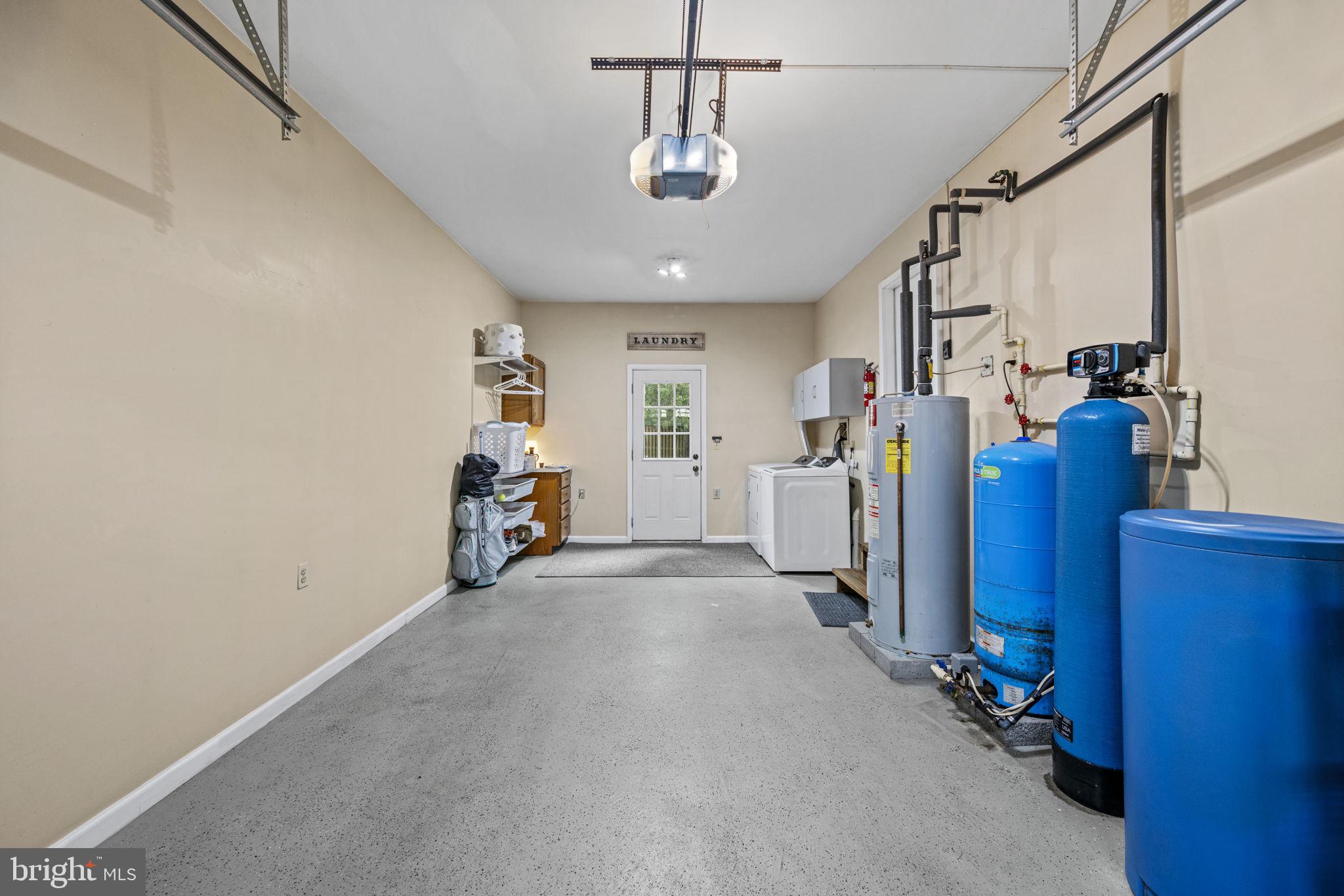 1504 MANOR VIEW ROAD