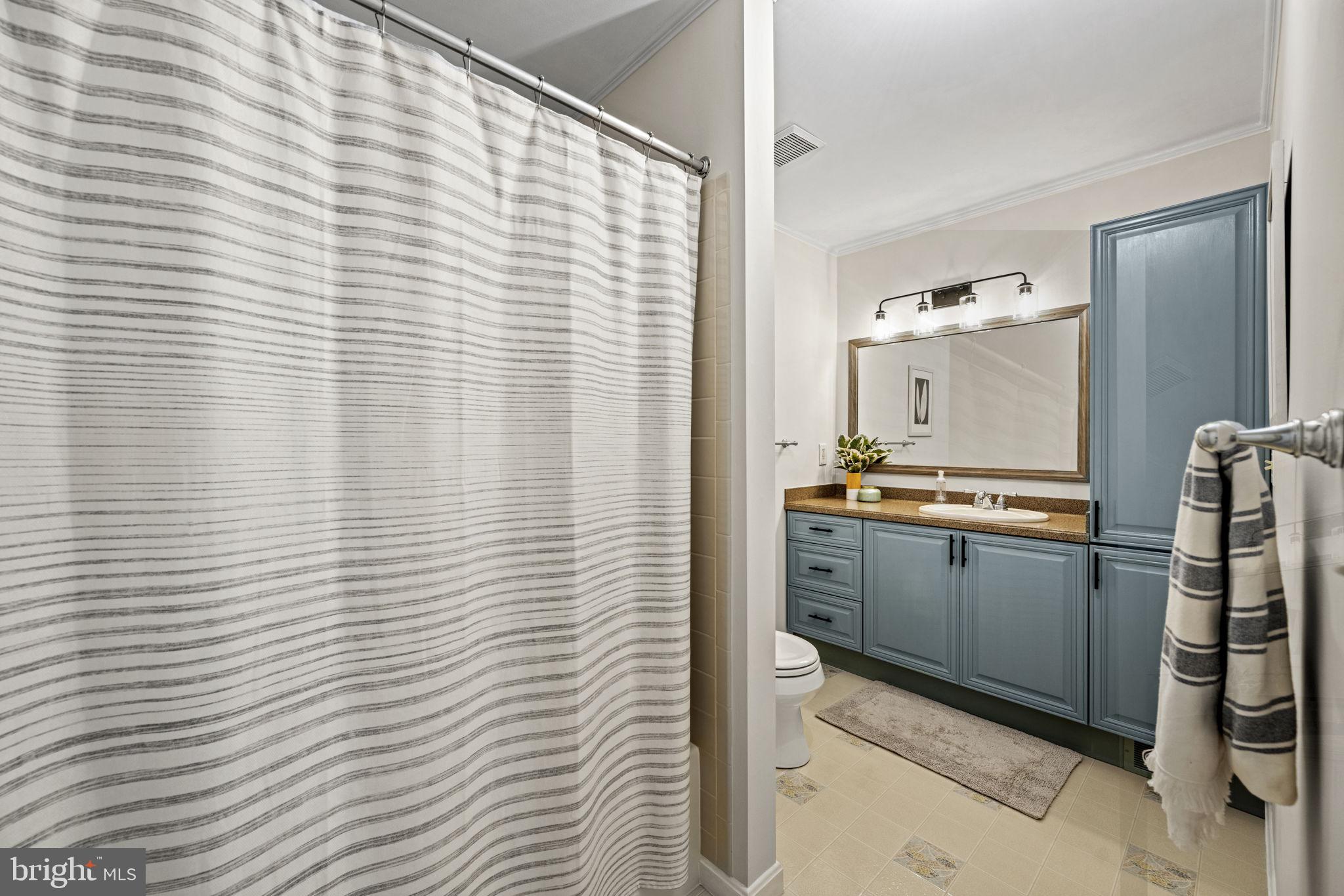 1504 MANOR VIEW ROAD