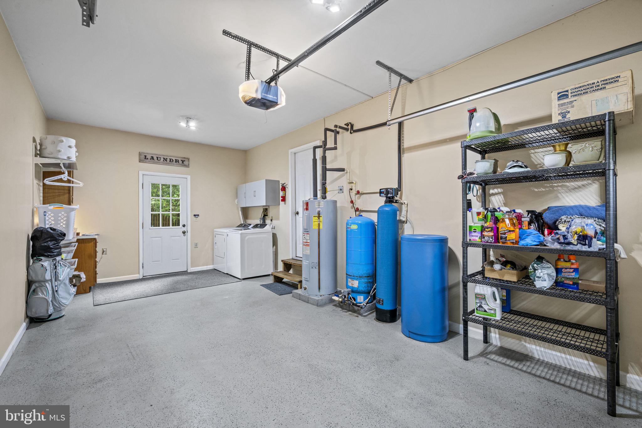 1504 MANOR VIEW ROAD