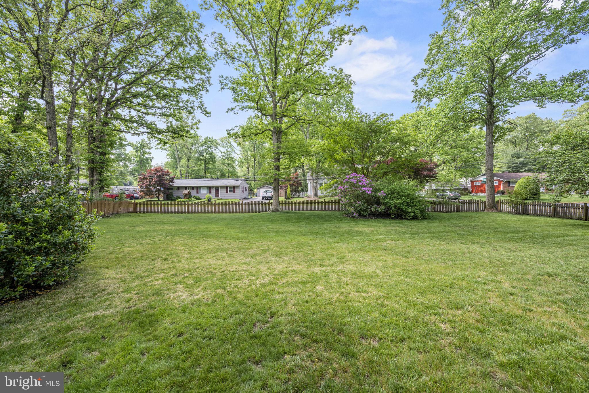 1504 MANOR VIEW ROAD