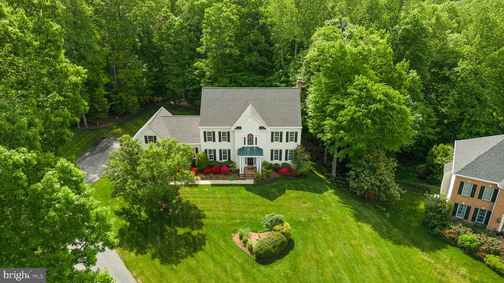 1221 TAILWIND COURT