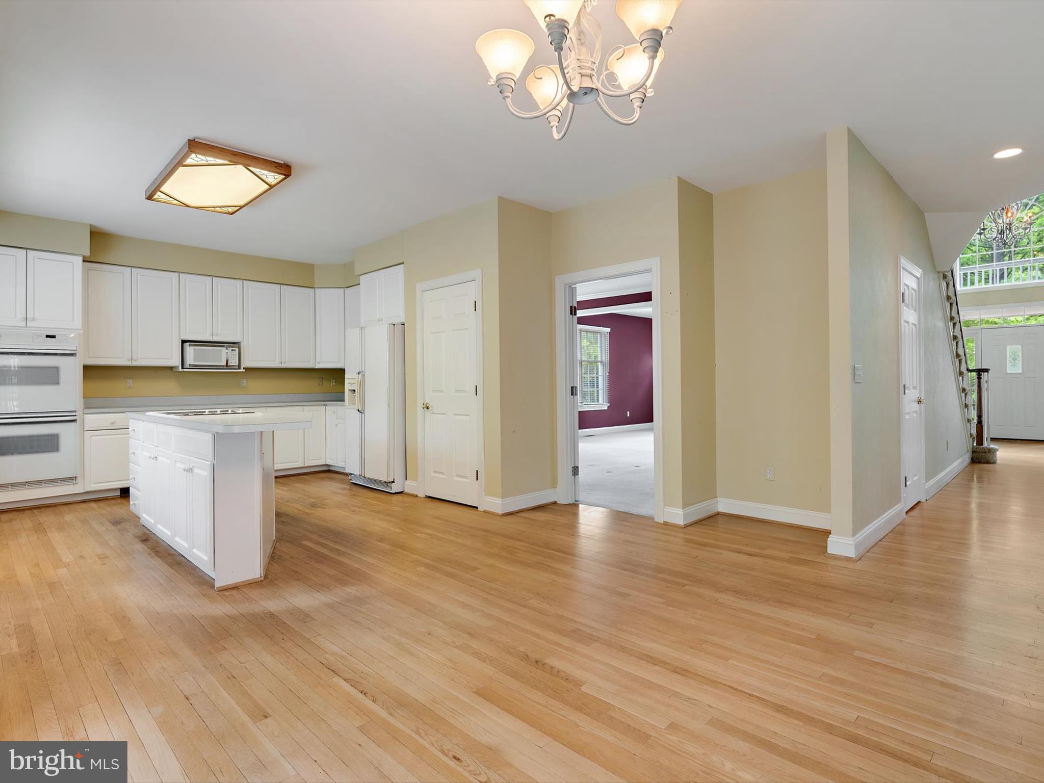 8380 SCARLET GLEN COURT