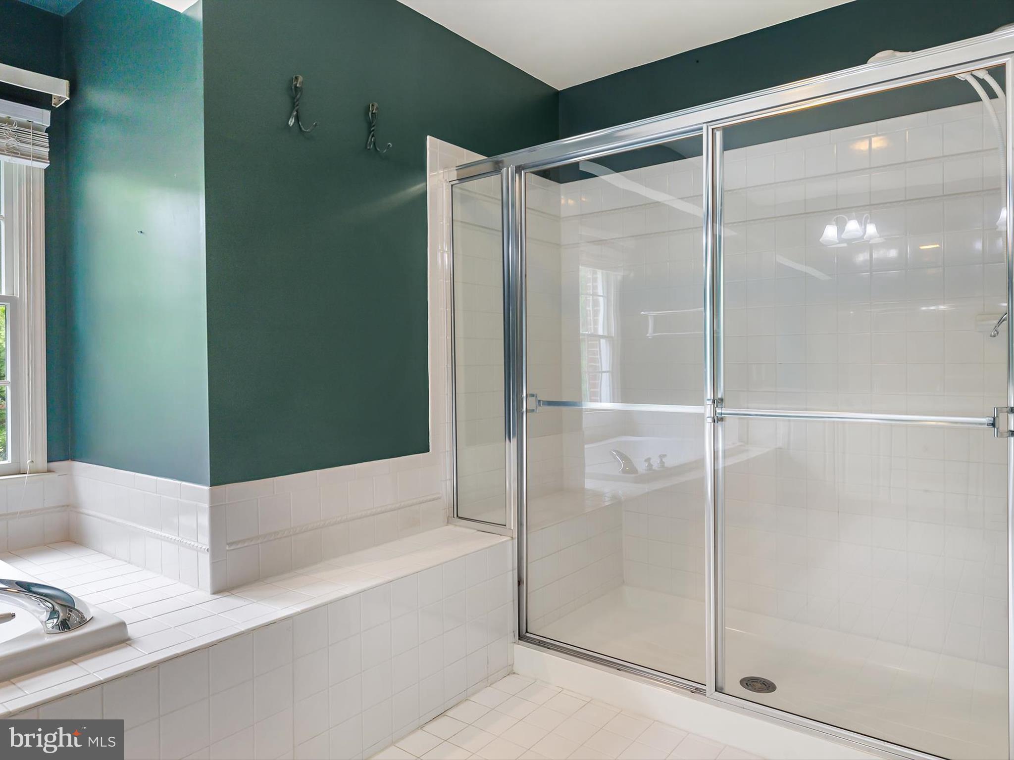 8380 SCARLET GLEN COURT