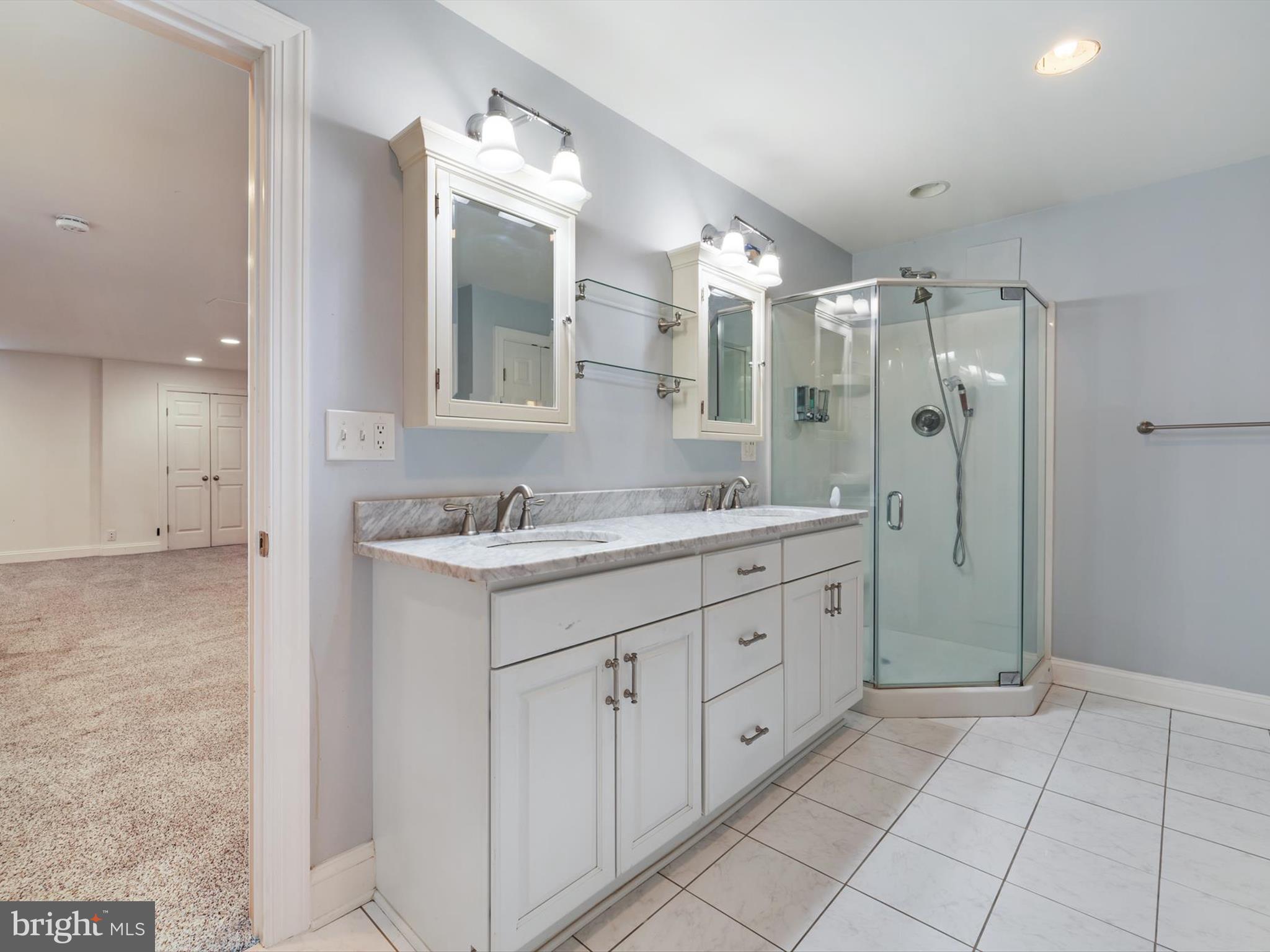 8380 SCARLET GLEN COURT