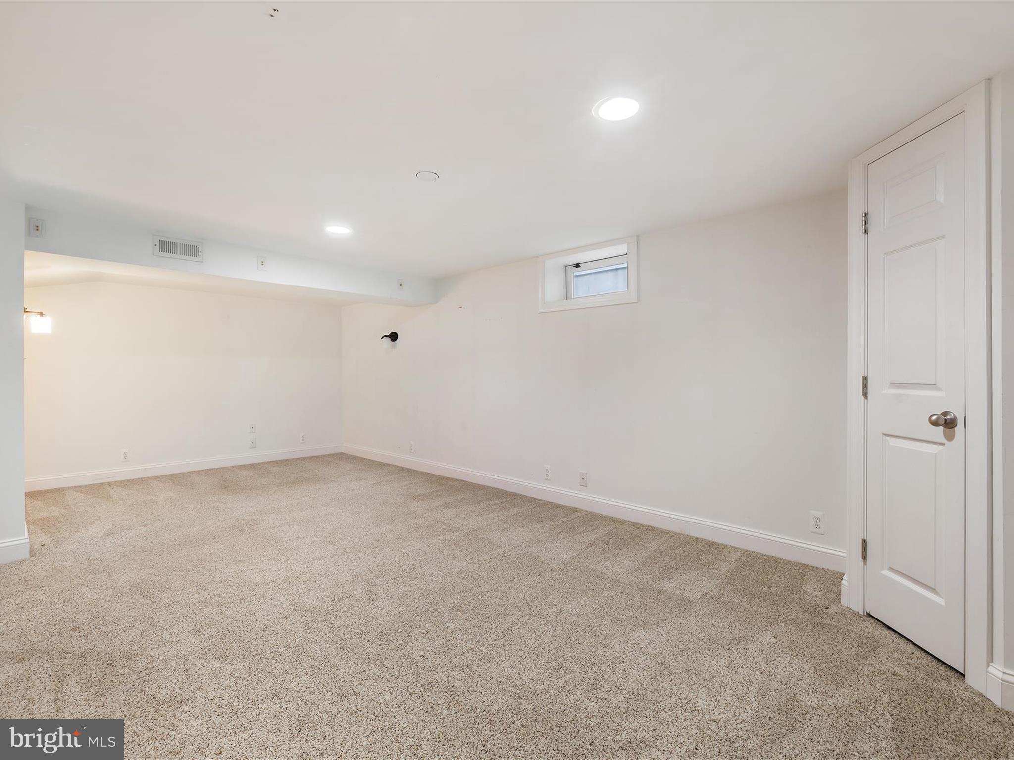 8380 SCARLET GLEN COURT