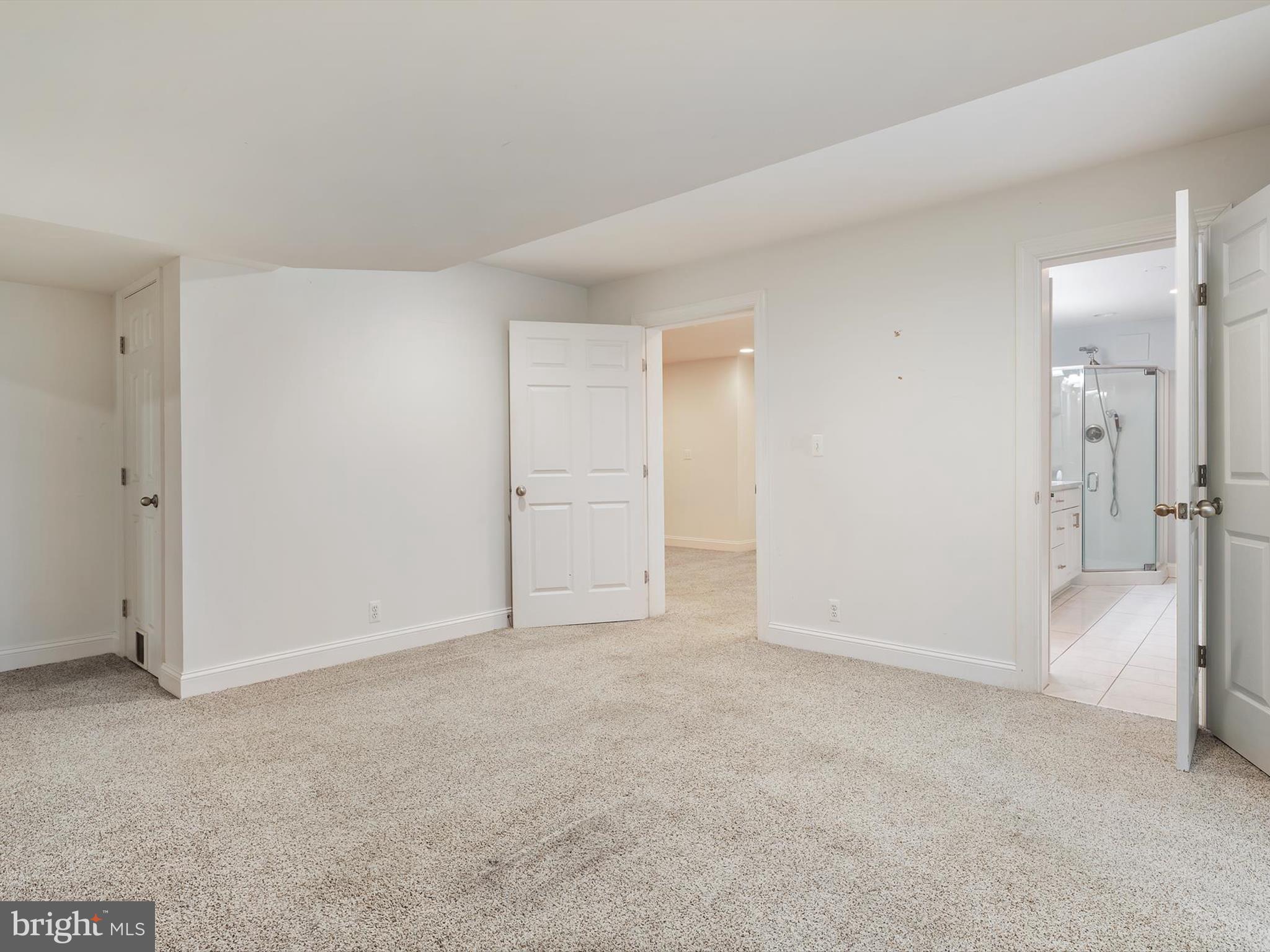 8380 SCARLET GLEN COURT