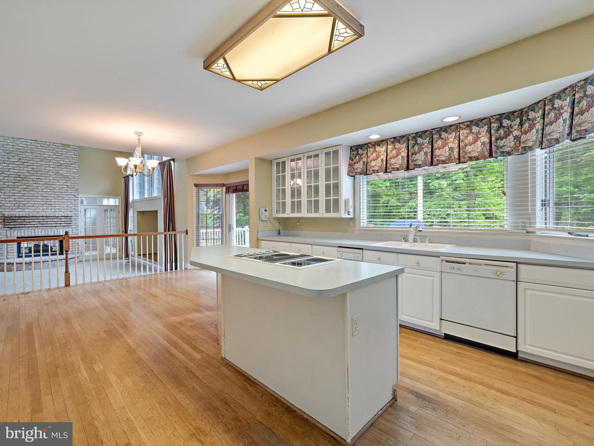 8380 SCARLET GLEN COURT